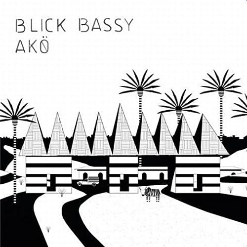 Blick Bassy, Akö