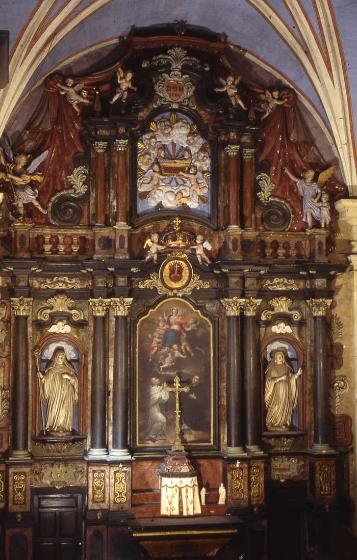 Affiche, Retable et harmonium de la chapelle baroque des bernardines