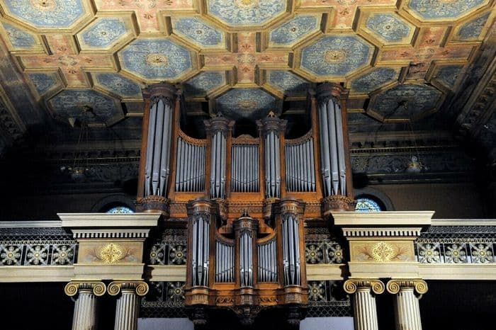 Affiche, L'orgue de Saint-Pierre : un patrimoine à retrouver et défendre