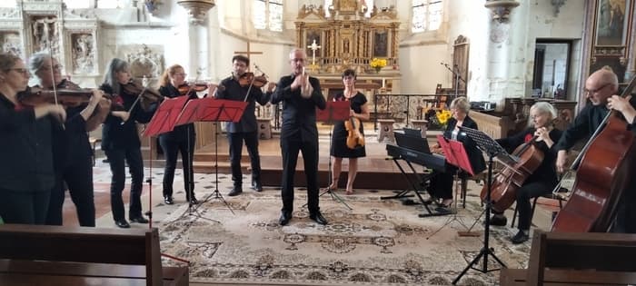 Affiche, Profitez d'une chorale accompagnée d'une pianiste