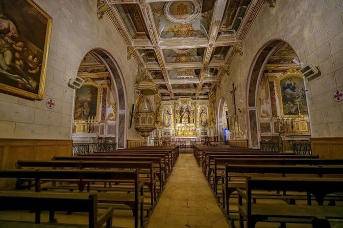Affiche, Découverte d'une chapelle remarquable avec un décor baroque du XVIIe siècle